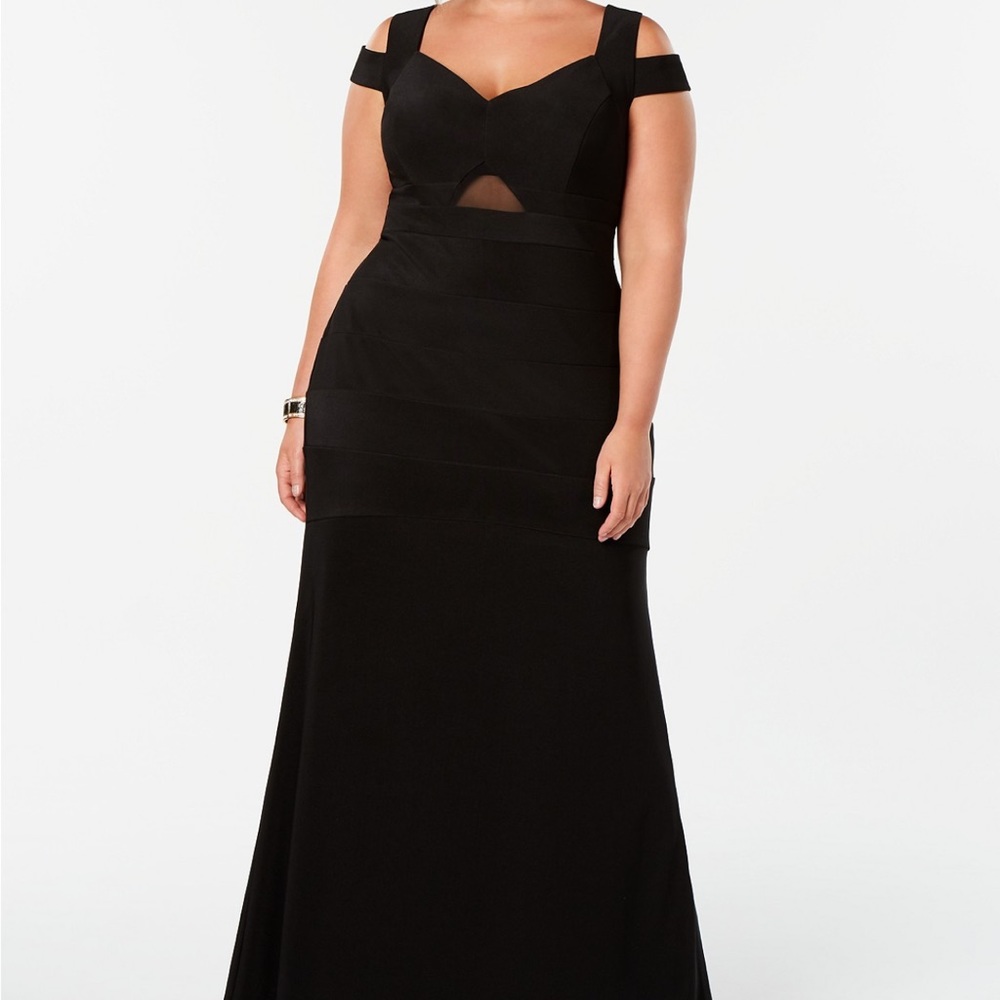 Emerald Sundae- Off the Shoulder A-line Dress Size 3X